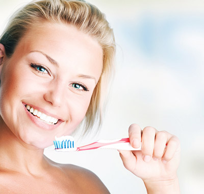 strumenti e ausili per l'igiene dentale domiciliare